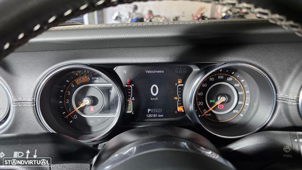 Jeep Gladiator 3.0V6 MultiJet AWD Auto Overland - 31