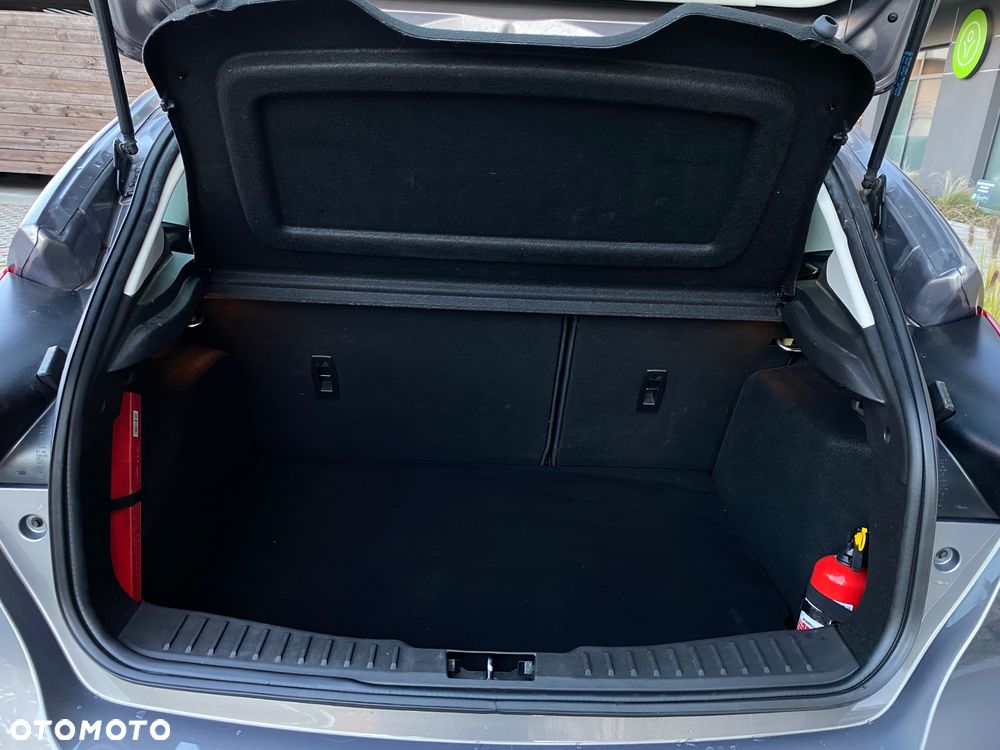 Ford Focus 1.6 Trend - 33