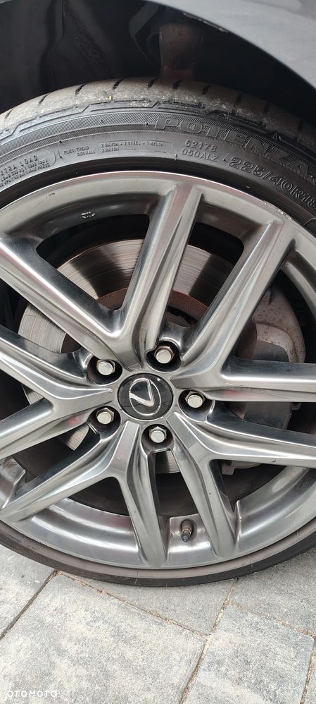 Lexus IS 200t / 300 F Sport - 13