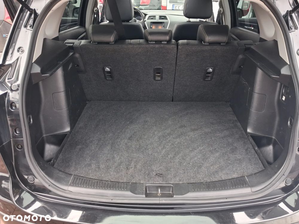 Suzuki SX4 S-Cross 1.6 DDiS Premium Plus 4WD - 27