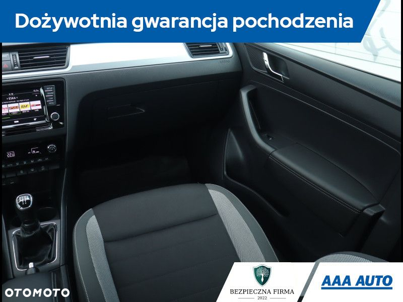 Skoda RAPID - 9