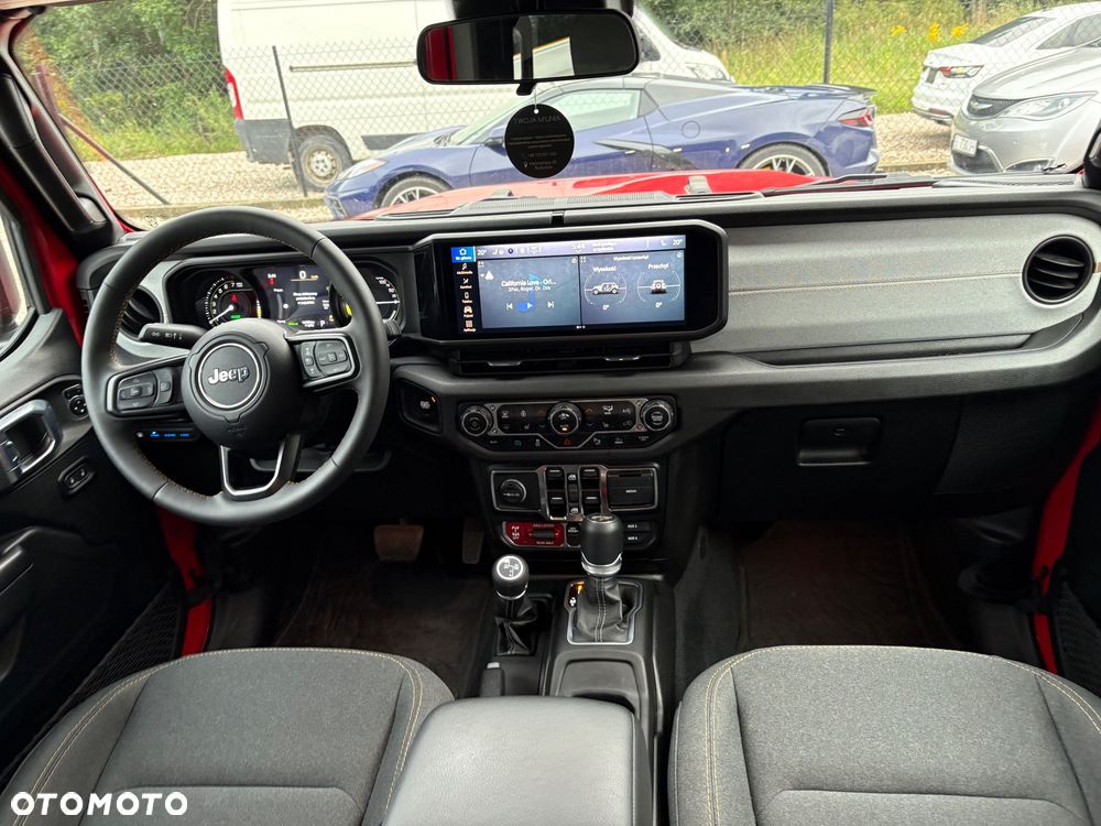 Jeep Wrangler 2.0 PHEV Softtop AWD Automatik Sahara - 24