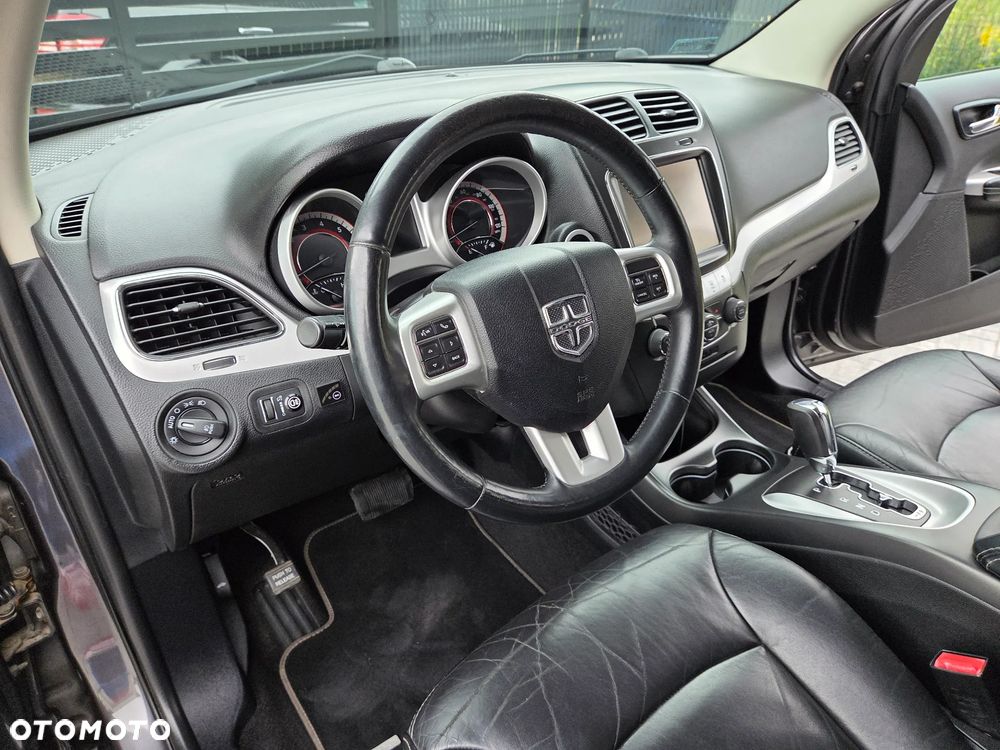 Dodge Journey - 36