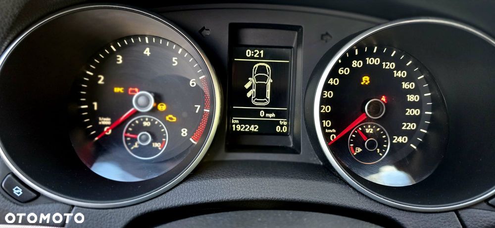 Volkswagen Golf - 12