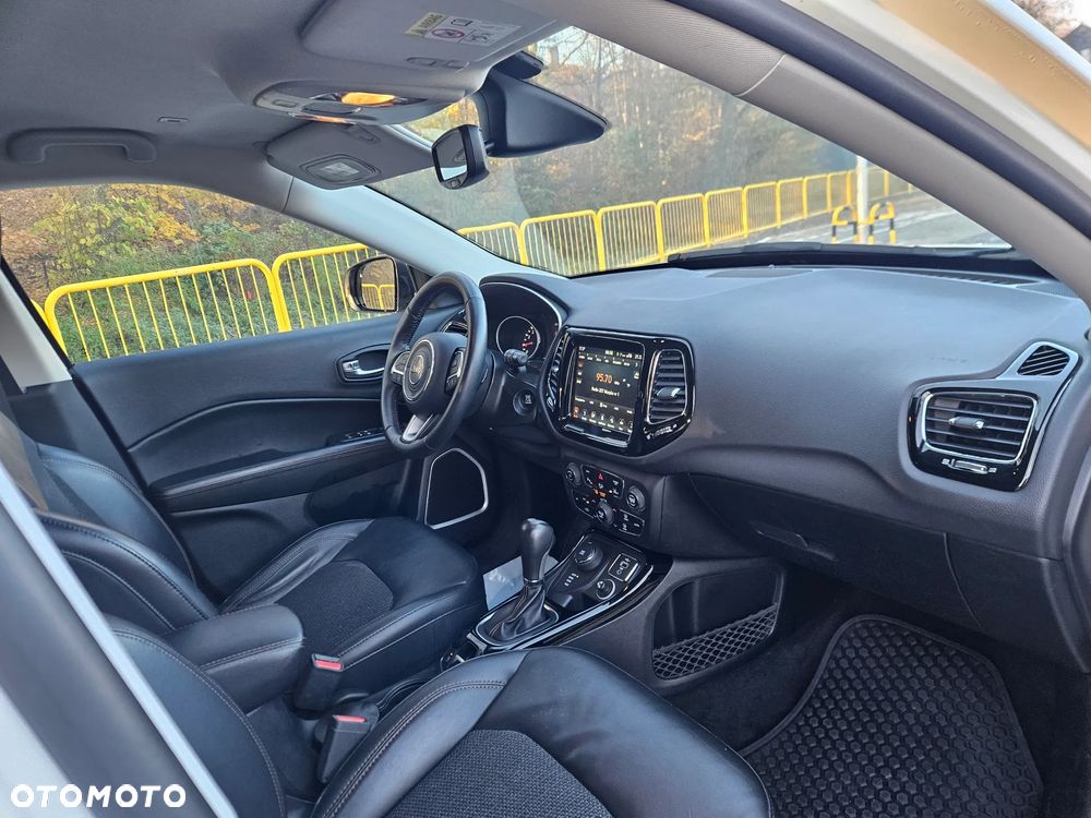 Jeep Compass 1.4 TMair Limited 4WD S&S - 15