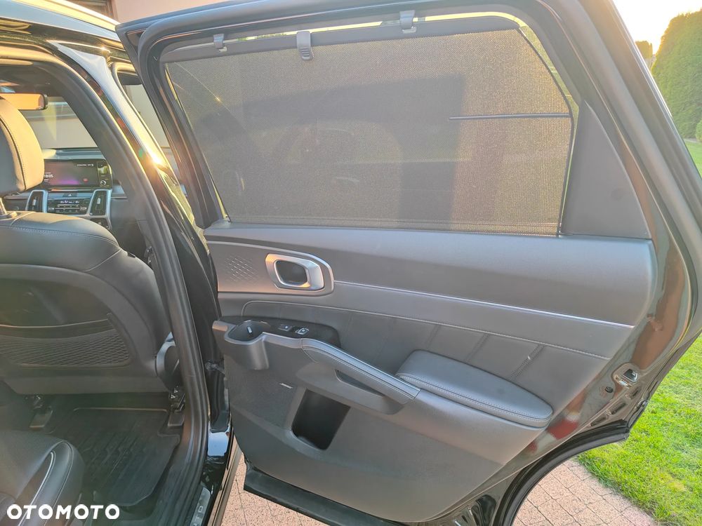 Kia Sorento 1.6 T-GDI HEV Prestige Line 4WD - 17