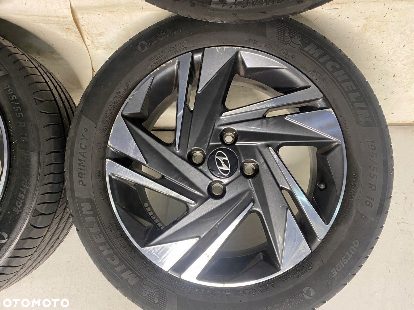 KOŁA FELGI 195/55R16 HYUNDAI I20 III BAYON OE 6J X16 ET50 LATO - 4