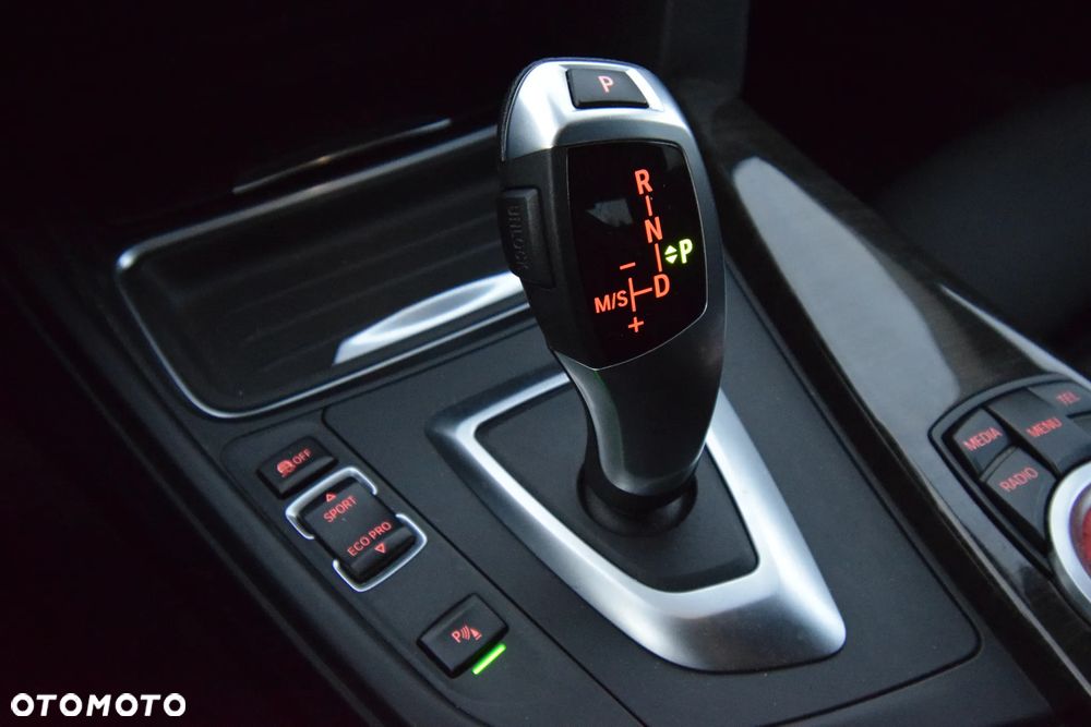 BMW Seria 3 - 29