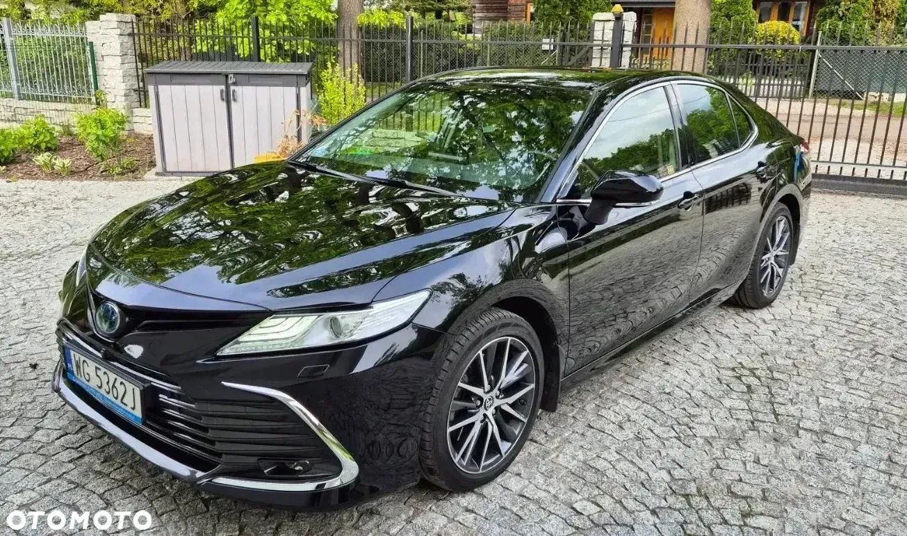 Toyota Camry 2.5 Hybrid Executive CVT - 1