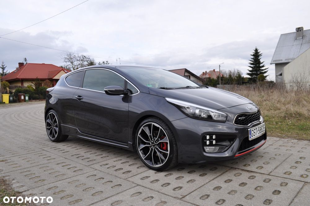 Kia Ceed 1.6 T-GDI GT-Track - 12