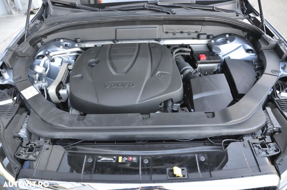 Volvo XC 60 D4 Geartronic Momentum Pro - 37