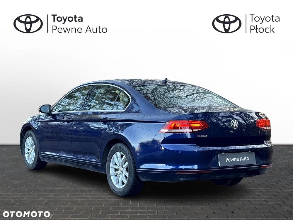 Volkswagen Passat - 3