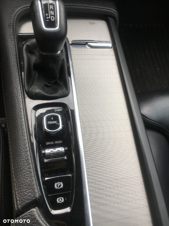 Volvo S90 D4 Inscription - 15