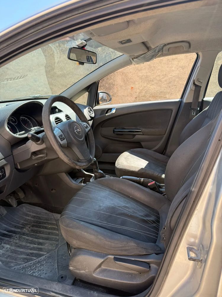 Opel Corsa 1.3 CDTi Enjoy EcoFLEX - 13