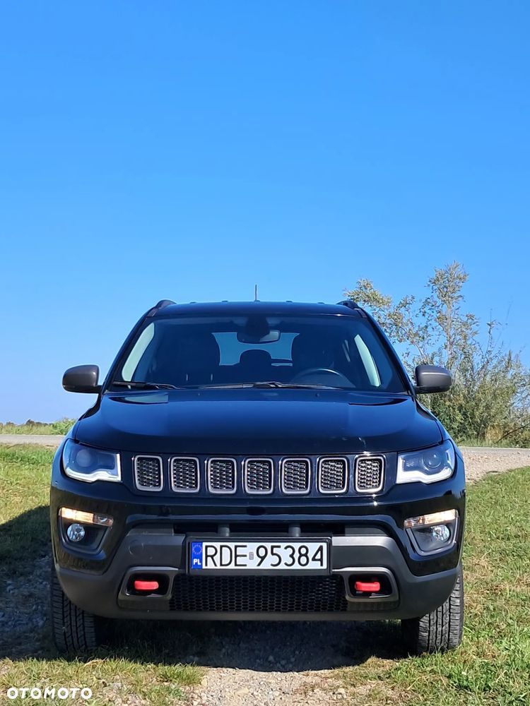Jeep Compass - 24