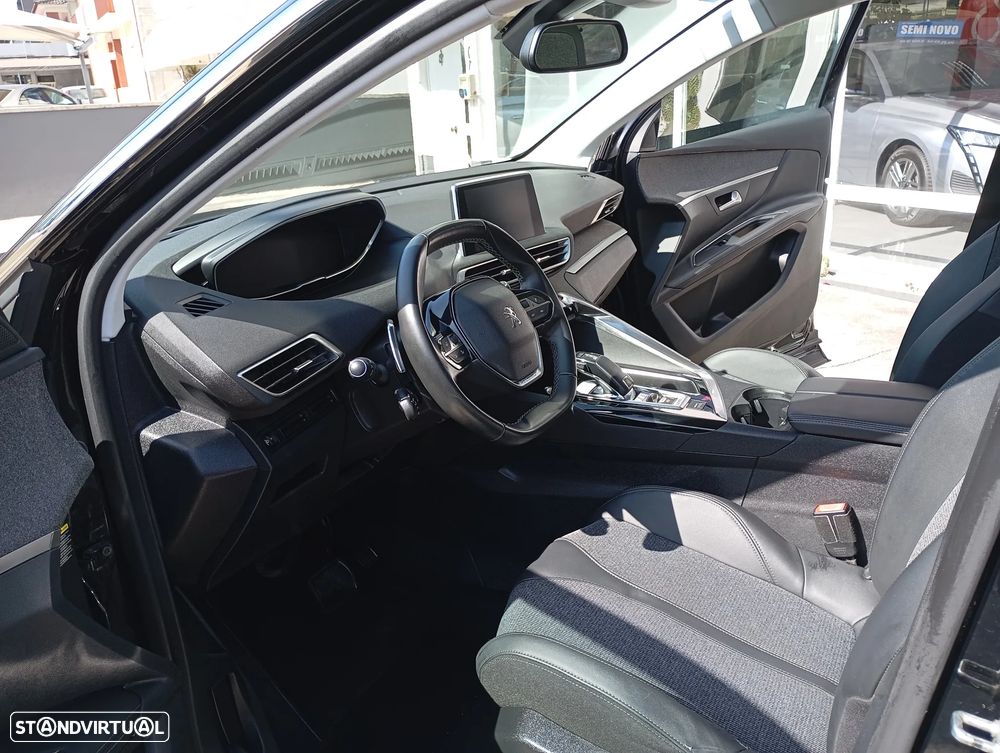 Peugeot 3008 PureTech 130 Stop & Start GPF EAT8 Allure - 13