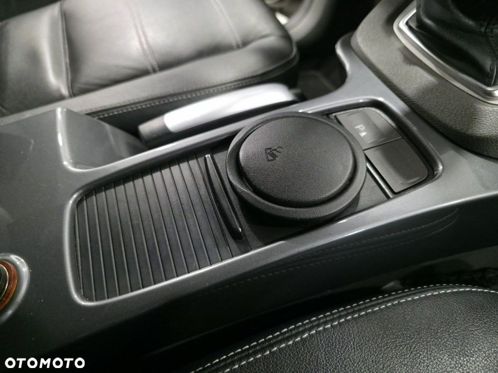 Ford Kuga 2.0 TDCi 4x4 Titanium - 22