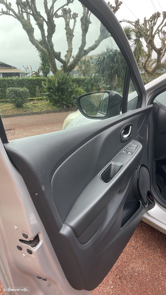 Renault Clio 1.5 dCi Limited - 12