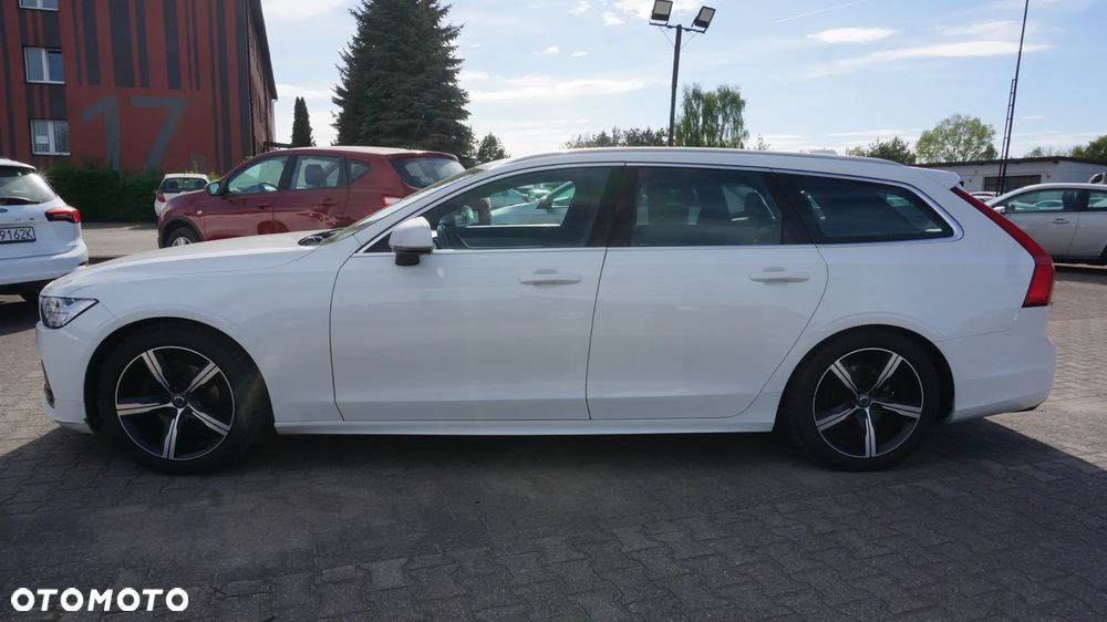 Volvo V90 D4 R-Design - 12
