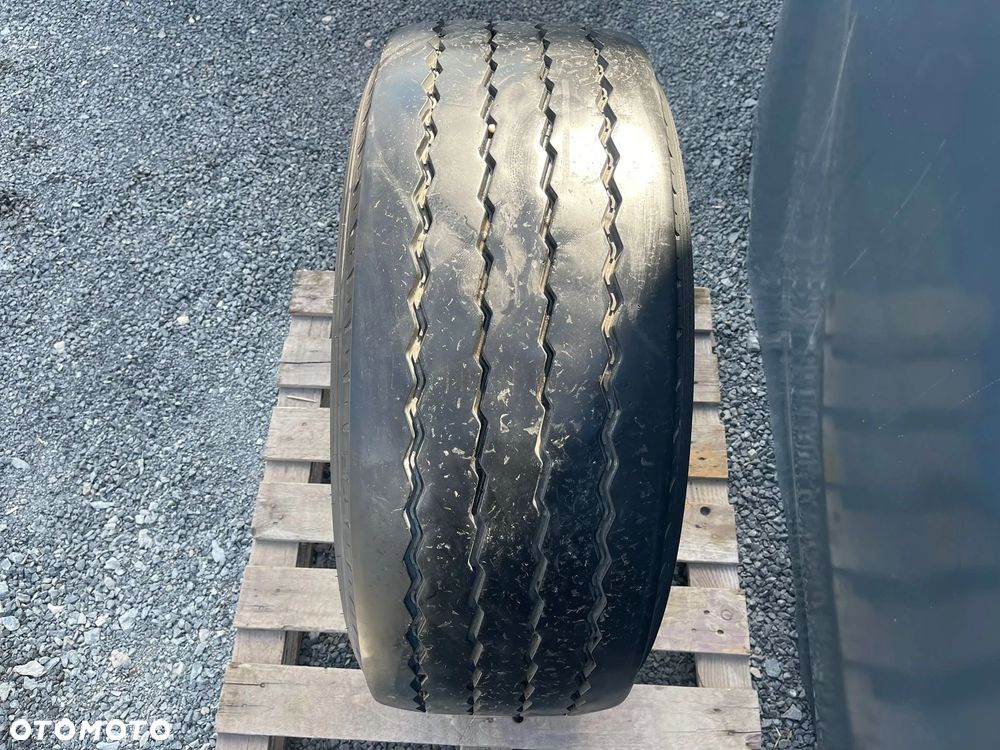 Opona Pirelli ITINERIS 385/55/22,5 (NR 10) - 1