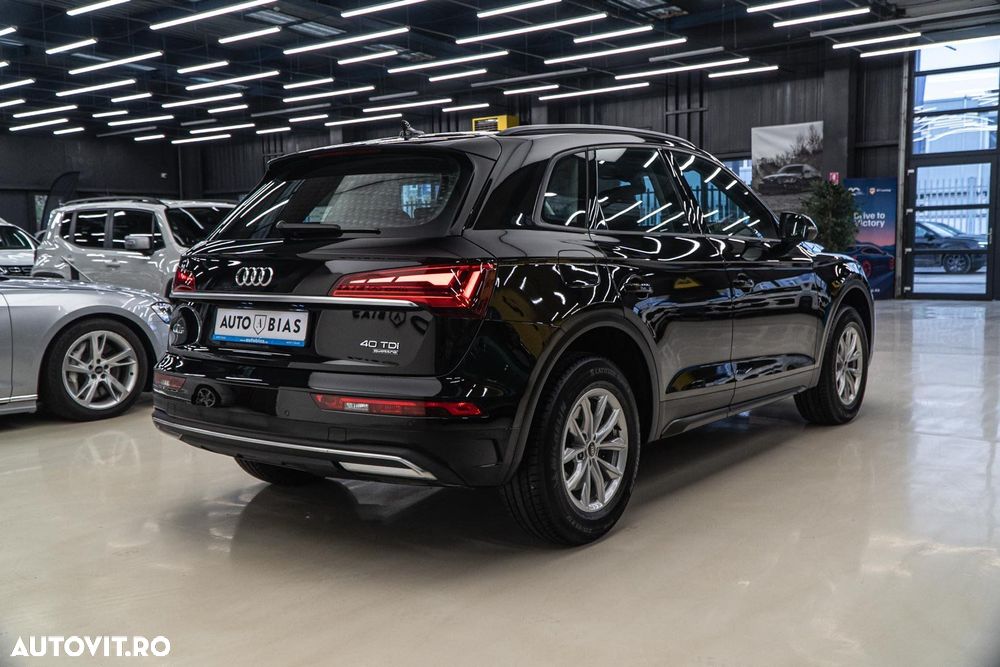 Audi Q5 40 TDI quattro S tronic MHEV Advanced - 8