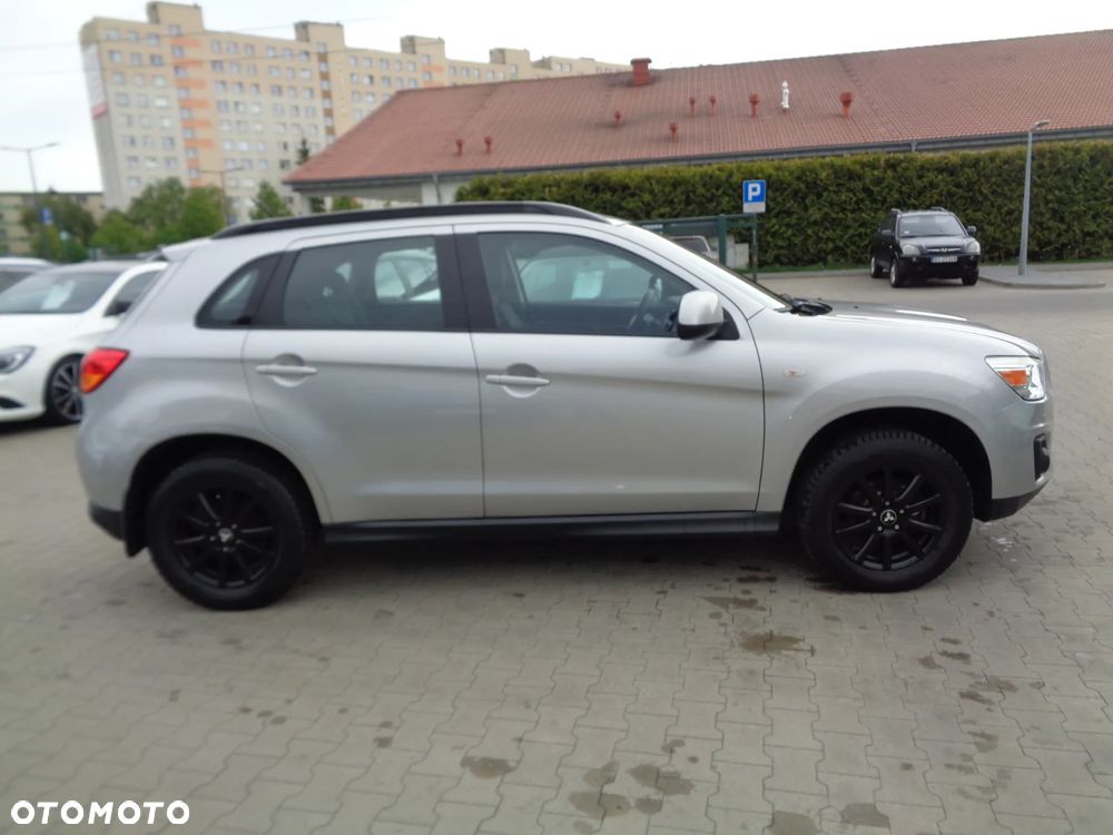 Mitsubishi ASX - 8