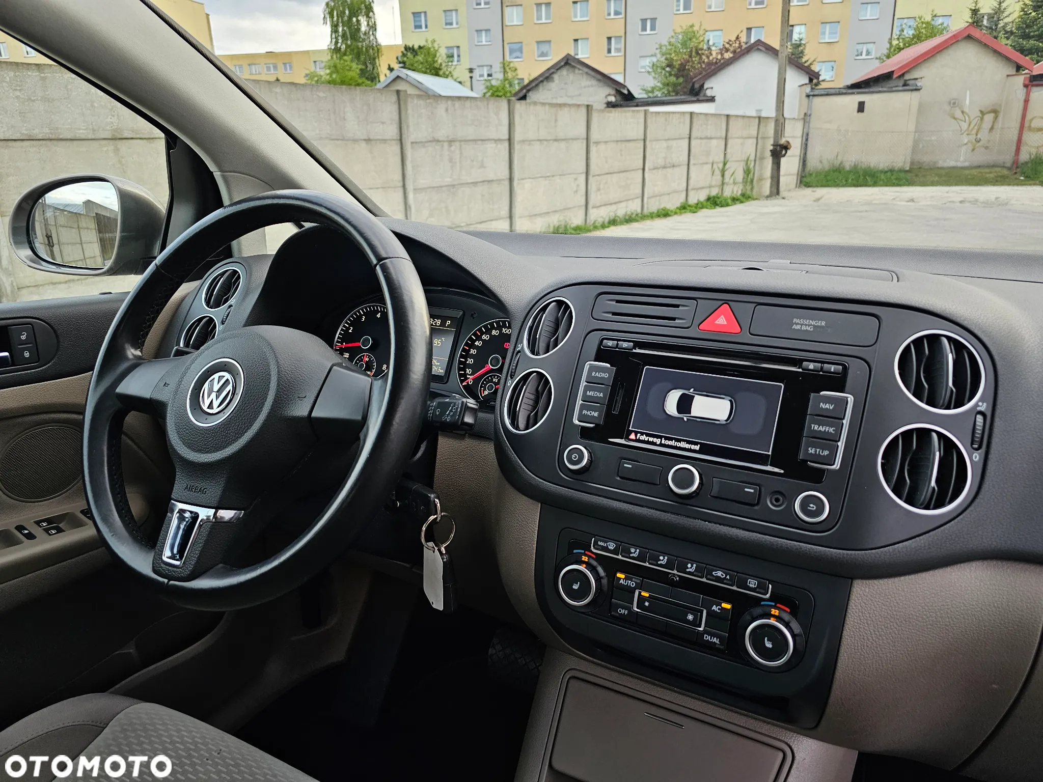 Volkswagen Golf Plus 1.6 Highline DSG - 14