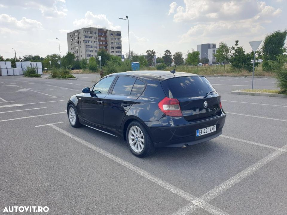 BMW Seria 1 118d - 23