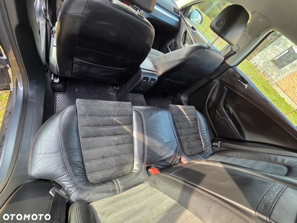 Volkswagen Passat 2.0 TDI DPF Highline - 10
