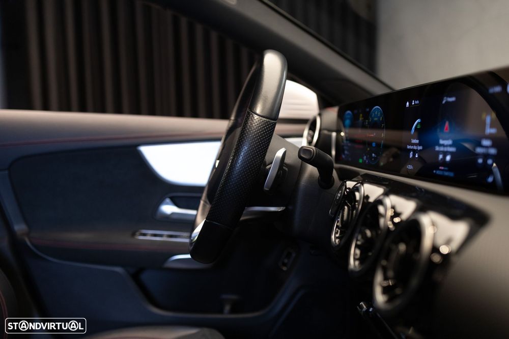 Mercedes-Benz CLA 250 e - 19