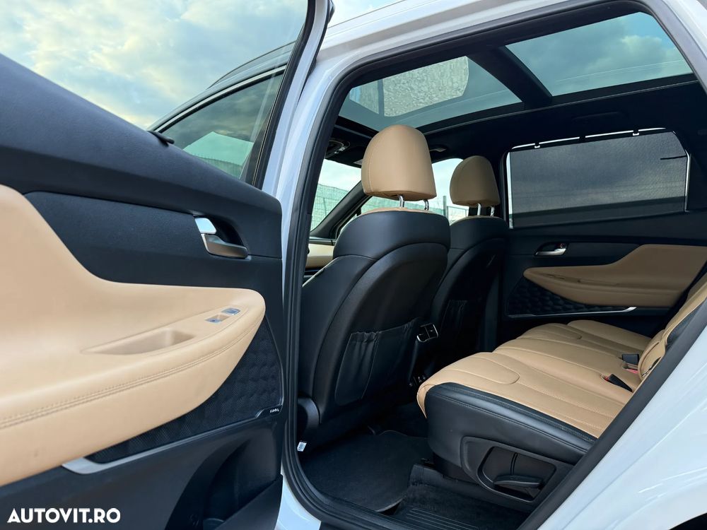 Hyundai Santa Fe 1.6 Plugin-Hybrid 4WD SEVEN Signature - 35