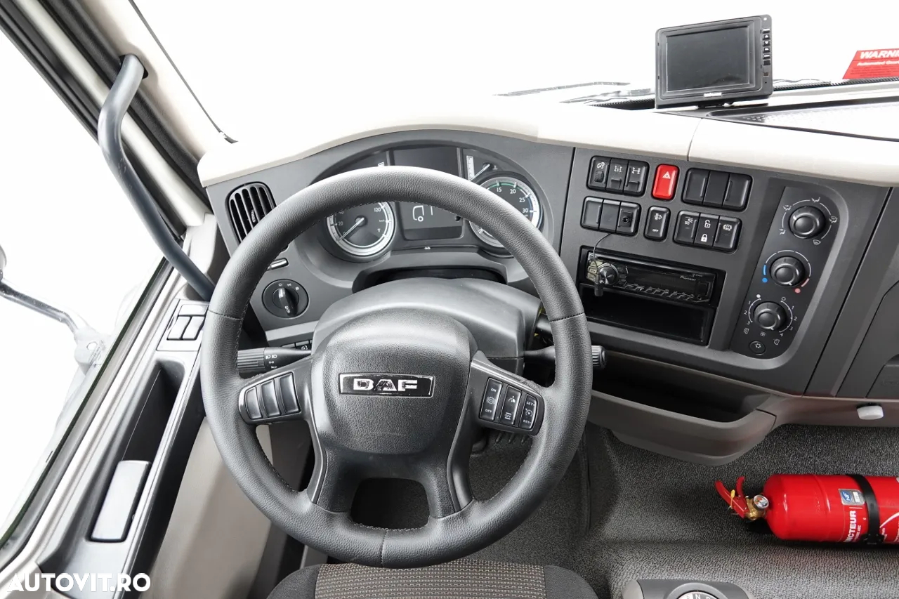 DAF LF 250 / 4X2 / CUTIE - 7.30 + HDS HYVA HB 150XE3 / RADIOCOMANDĂ / ROTATOR / CAPACITATE MAX: 5200 KG / EURO 6 - 27