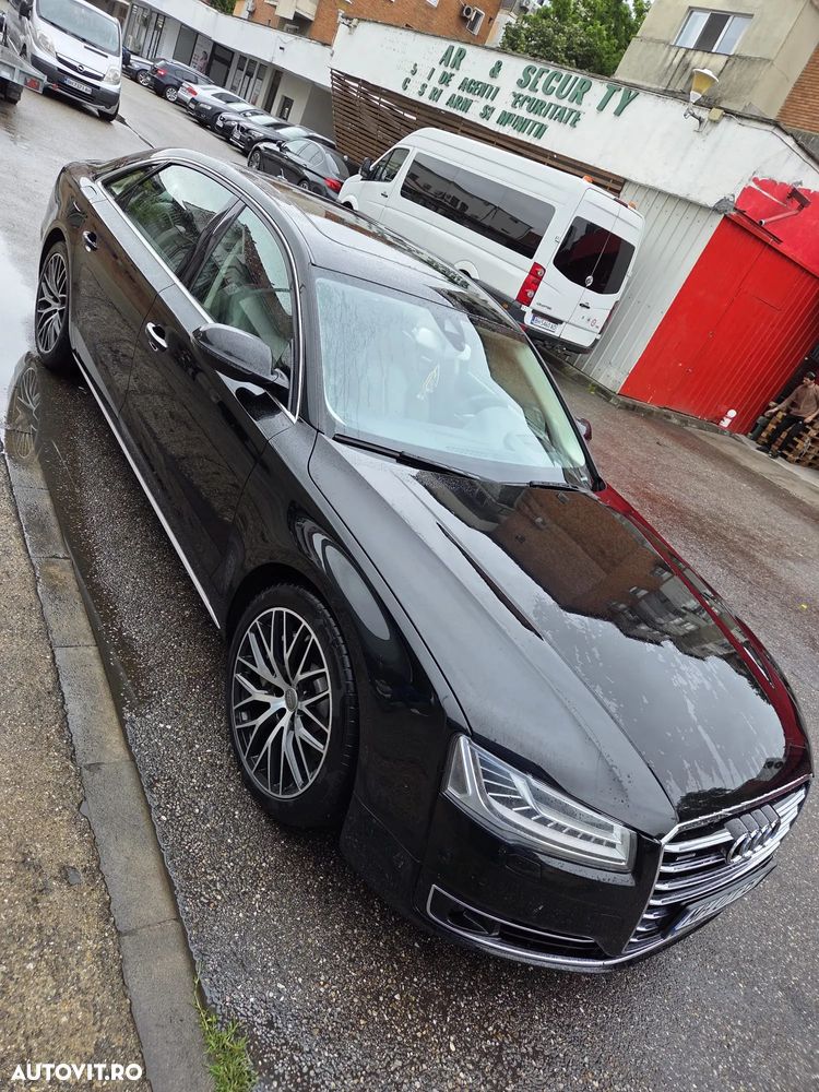 Audi A8 4.2 TDI DPF (clean diesel) quattro tiptronic Lang - 3