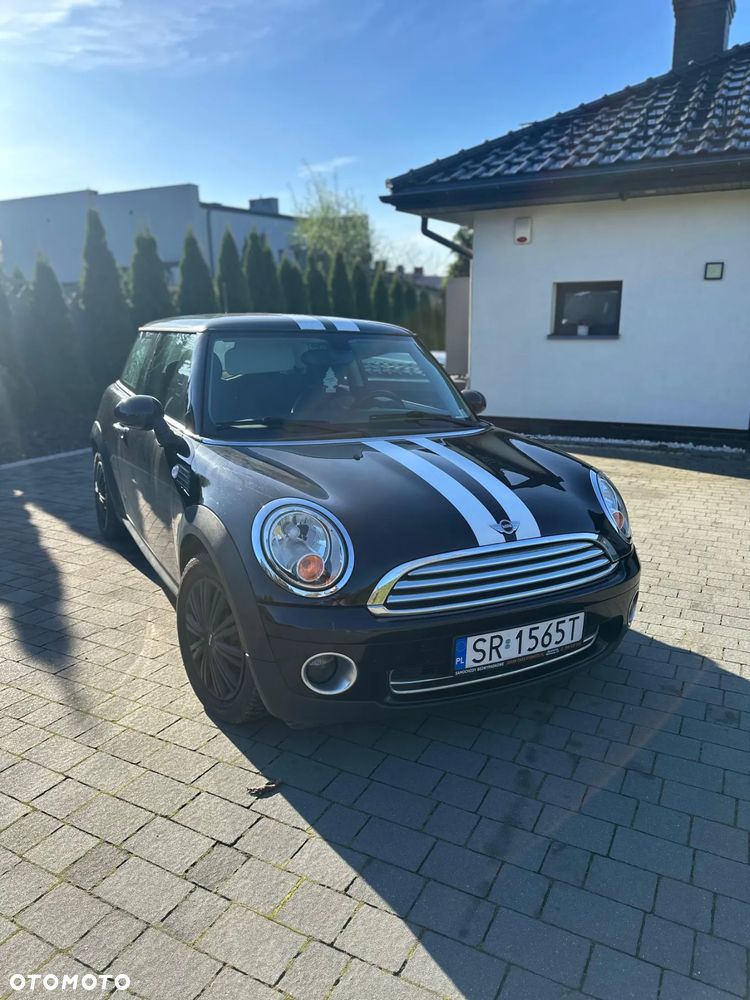 MINI Cooper Standard - 8