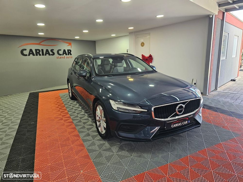 Volvo V60 2.0 D4 Momentum Geartronic - 3