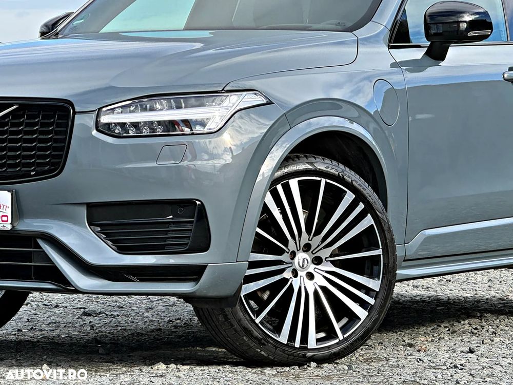 Volvo XC 90 T8 AWD Twin Engine Geartronic RDesign - 25