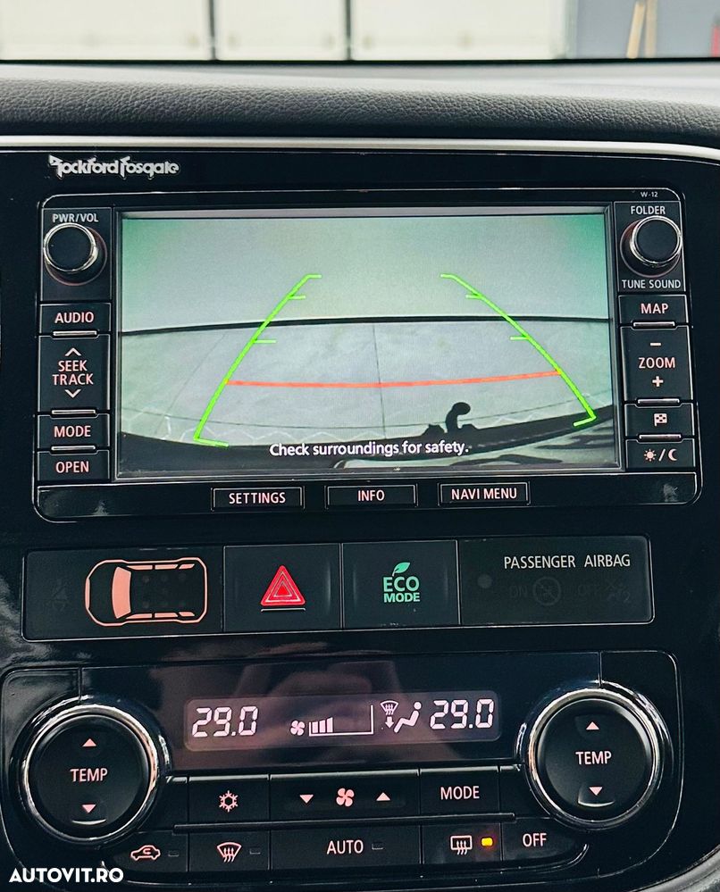 Mitsubishi Outlander 2.2 DI-D 4WD Automatik Diamant Edition - 27