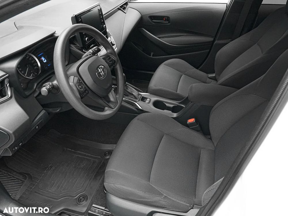 Toyota Corolla 1.8 HSD Business - 12