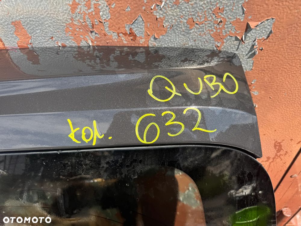 Klapa bagażnika Fiat Qubo kolor 632 czarna - 2