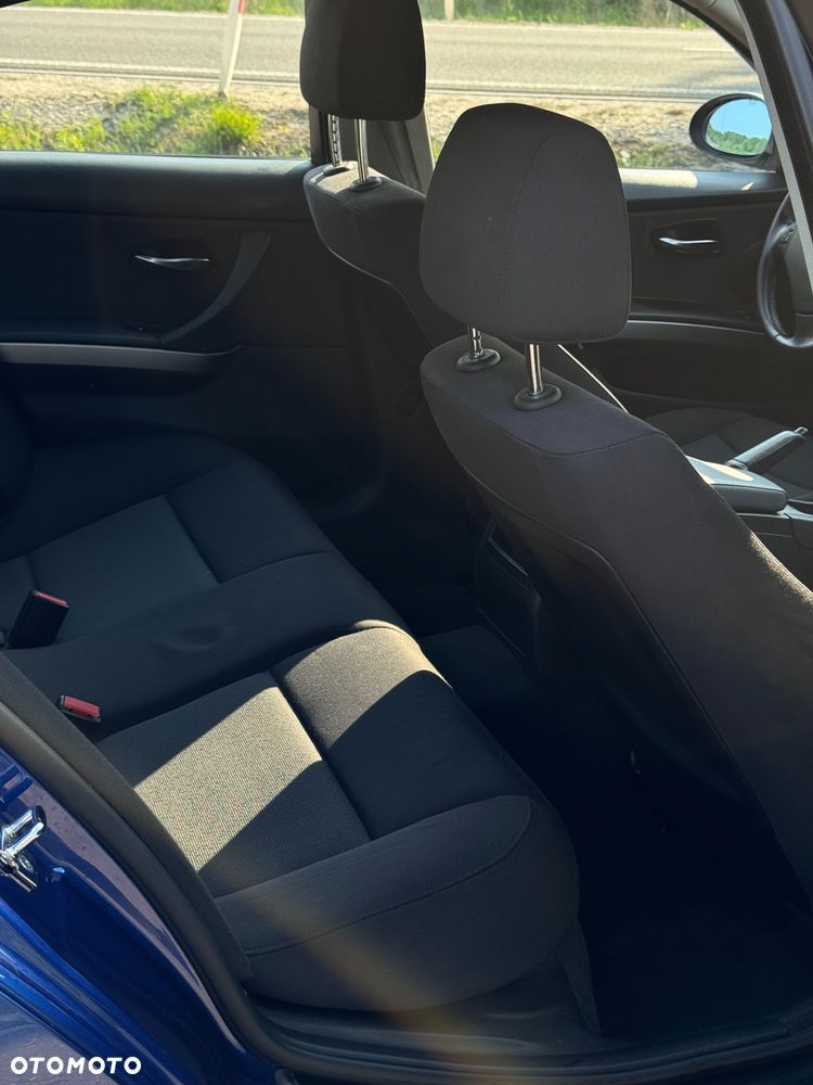 BMW Seria 3 - 11