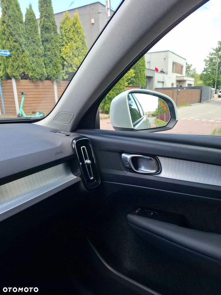 Volvo XC 40 - 11