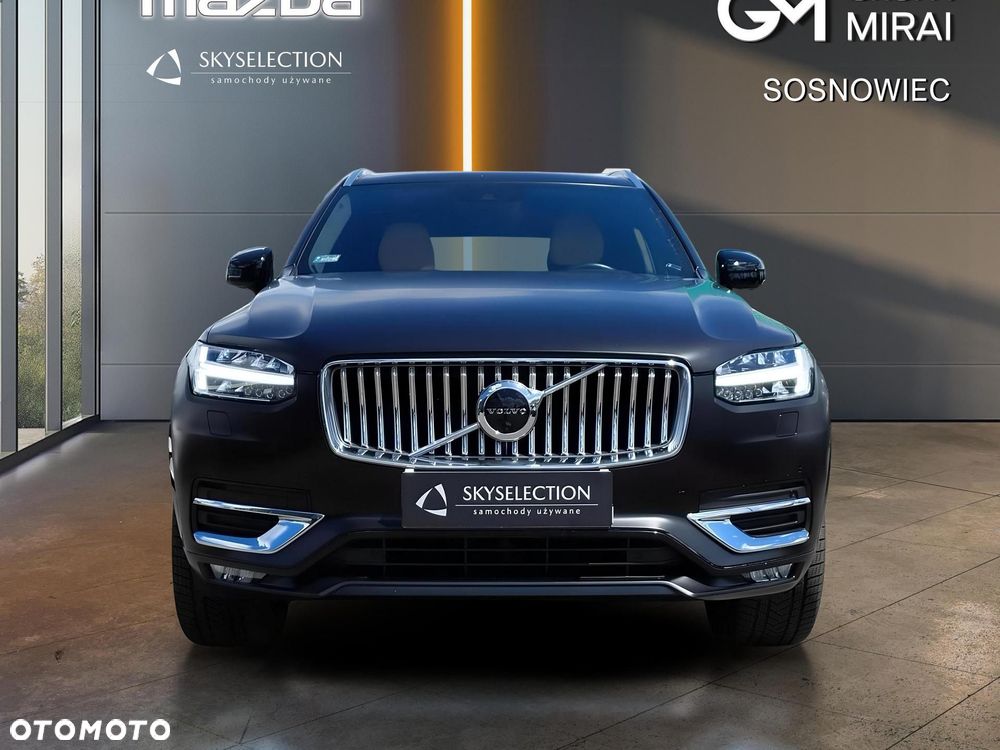 Volvo XC 90 - 9