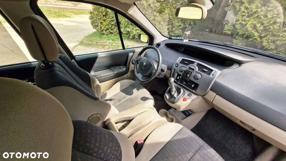 Renault Scenic 1.6 Confort Expression - 6