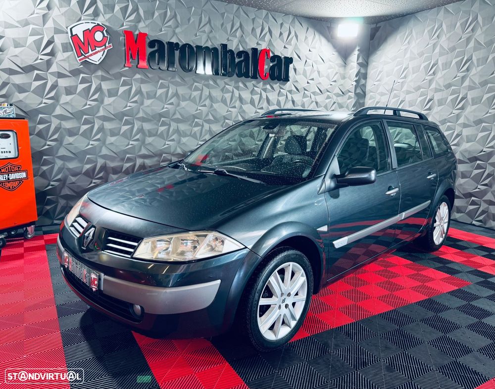 Renault Mégane Break 1.5 dCi Dynamique - 4