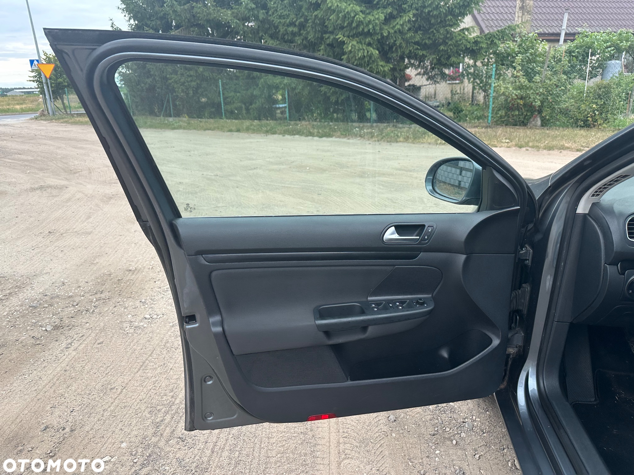 Volkswagen Golf 1.6 TDI DPF Style - 8