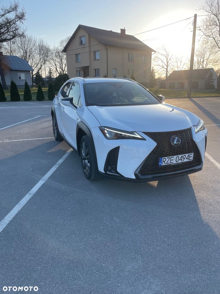 Lexus UX 200 GPF F Sport Design+ 2WD - 12