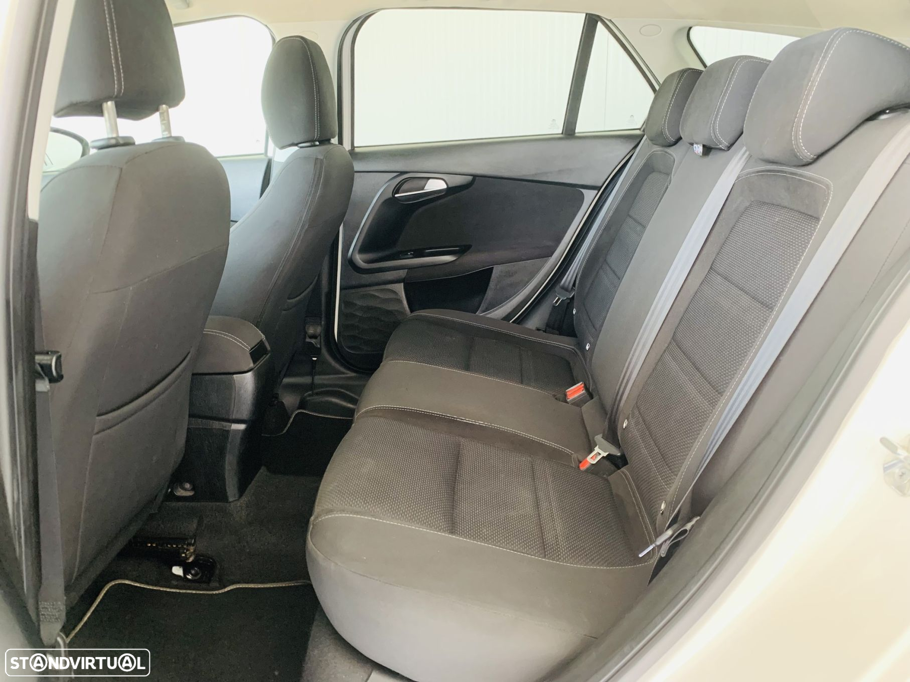 Fiat Tipo Station Wagon 1.3 M-Jet Lounge J17 - 28