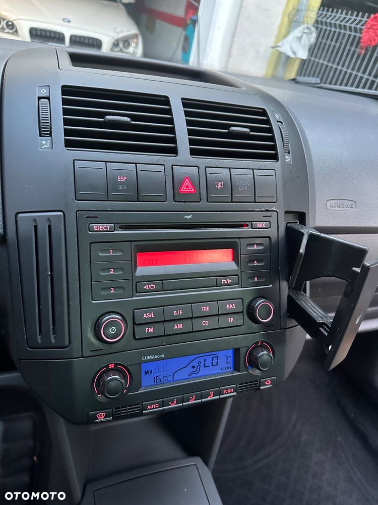 Volkswagen Polo Cross - 8