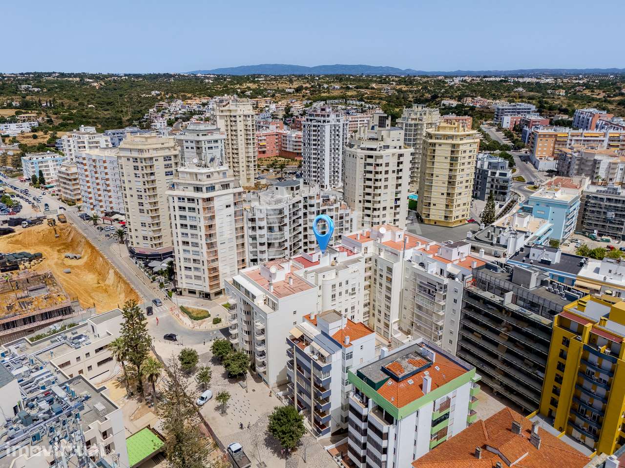 Apartamento T1 com garagem em Armação de Pêra - Grande imagem: 4/23