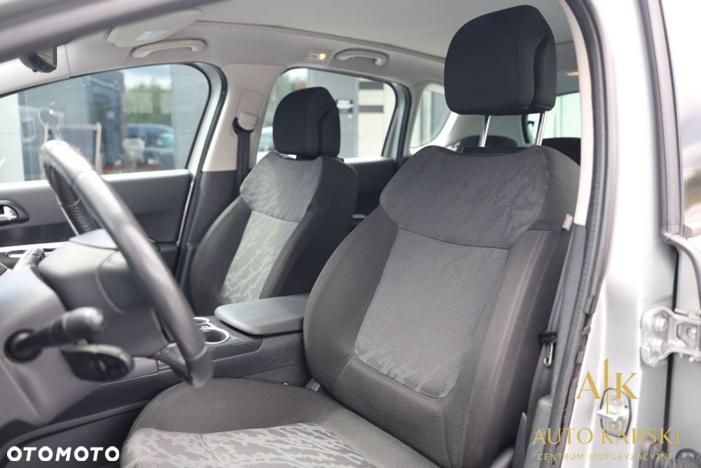 Peugeot 3008 - 27